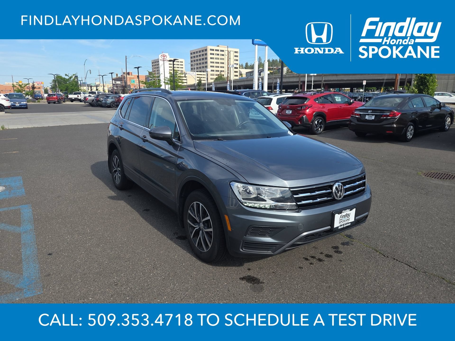 Used 2019 Volkswagen Tiguan SE w/ Panoramic Sunroof Package AWD/4WD image 7