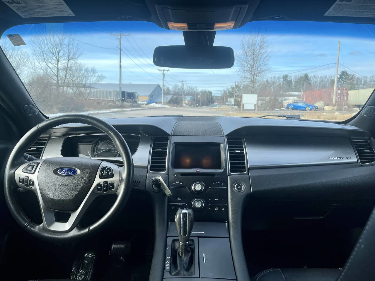 Used 2013 Ford Taurus SEL image 17