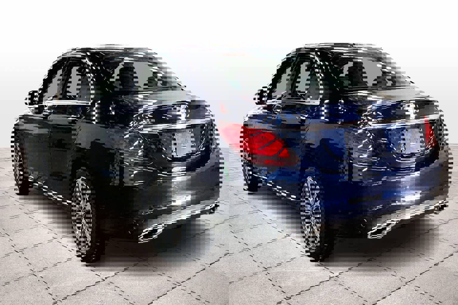 Used 2020 Mercedes-Benz C 300 4MATIC Sedan image 14