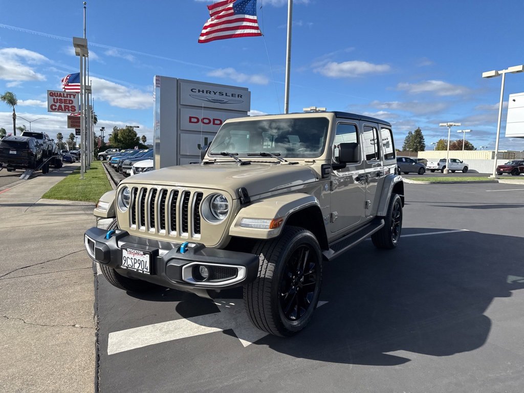 Used 2022 Jeep Wrangler Unlimited Sahara 4xe image 10