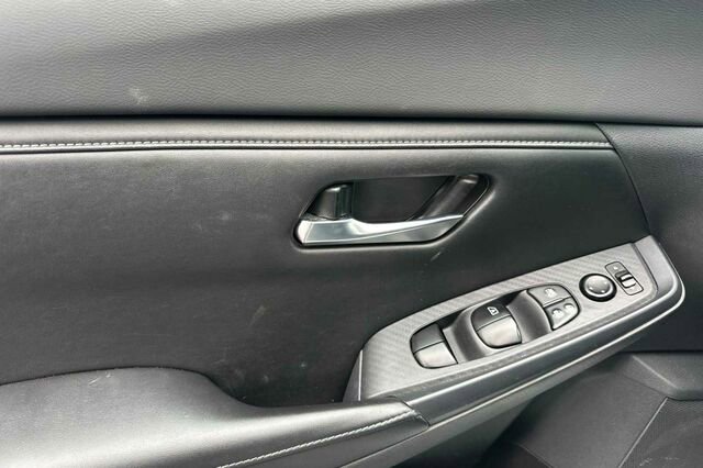 Used 2021 Nissan Sentra SV image 10