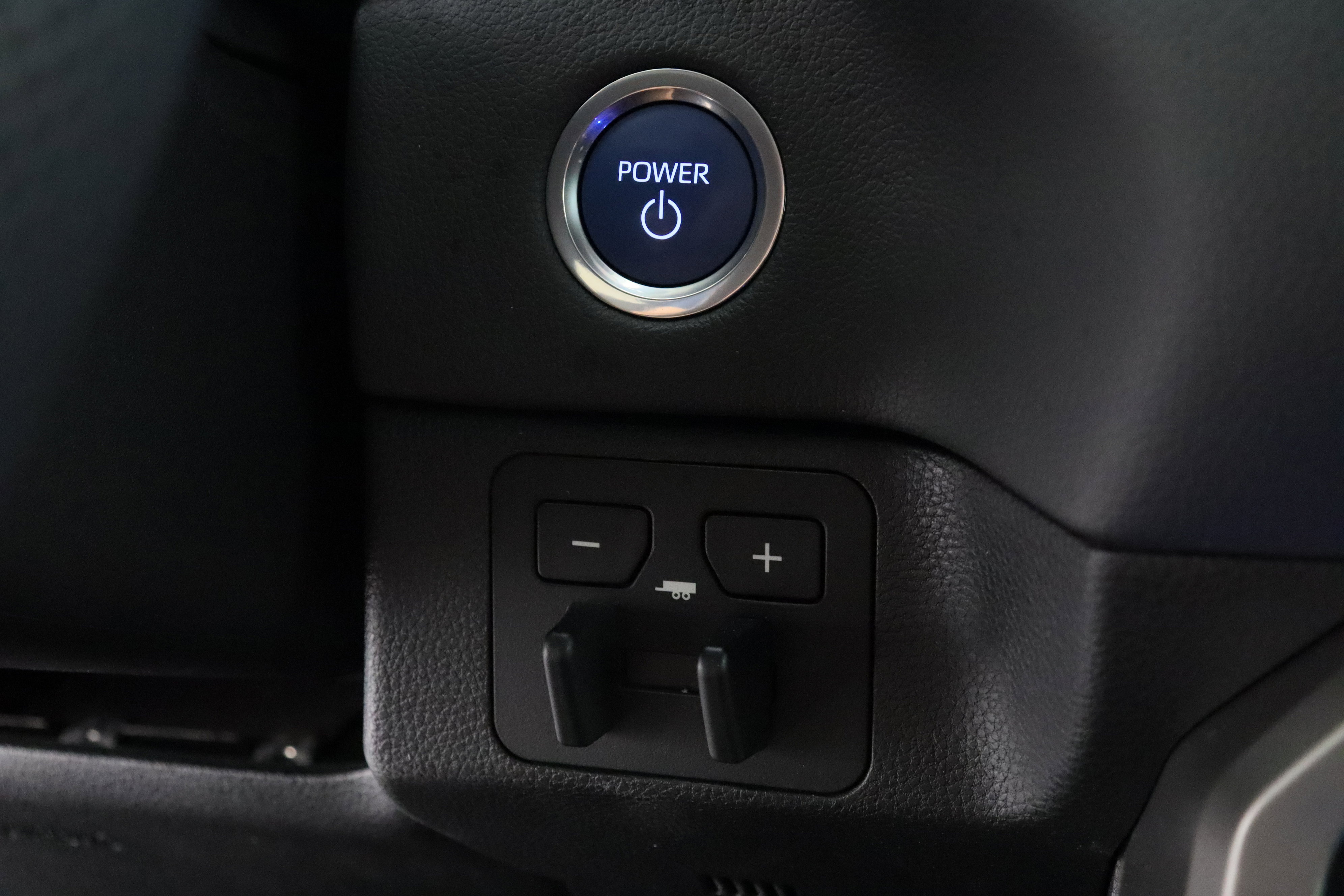 Used 2024 Toyota Tundra Limited image 18