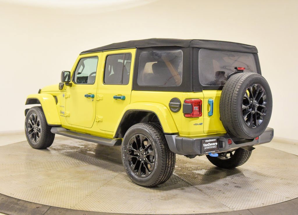 Used 2022 Jeep Wrangler Unlimited Sahara w/ Safety Group AWD/4WD image 7