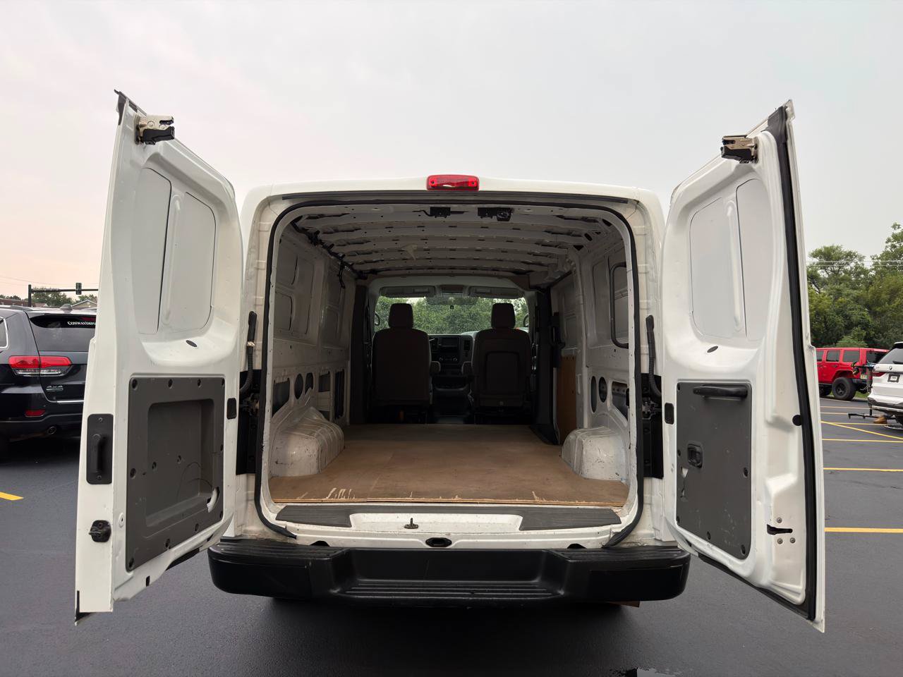 Used 2021 Nissan NV 1500 S RWD image 32
