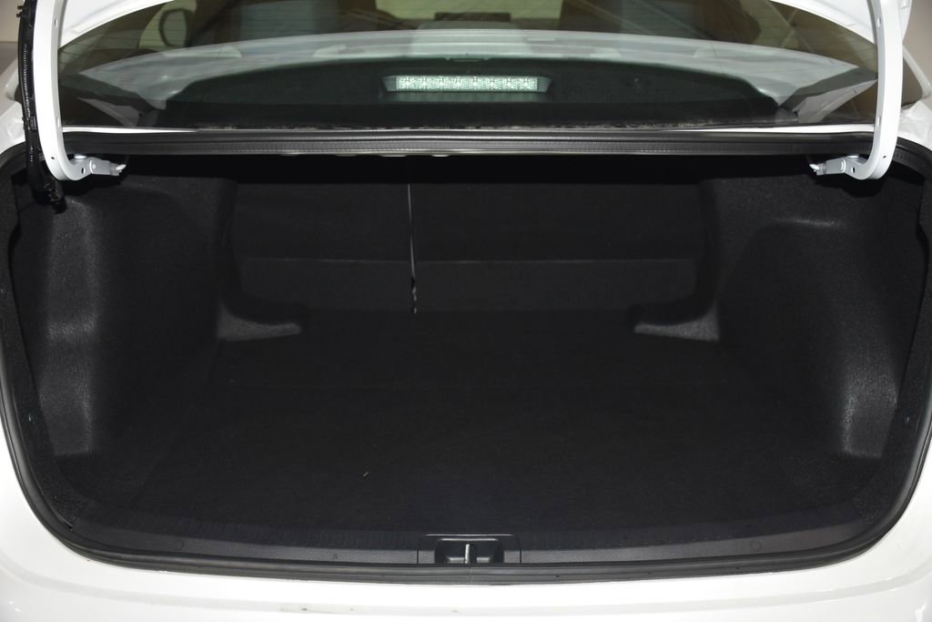 Used 2024 Toyota Corolla LE w/ LE Convenience Package image 29