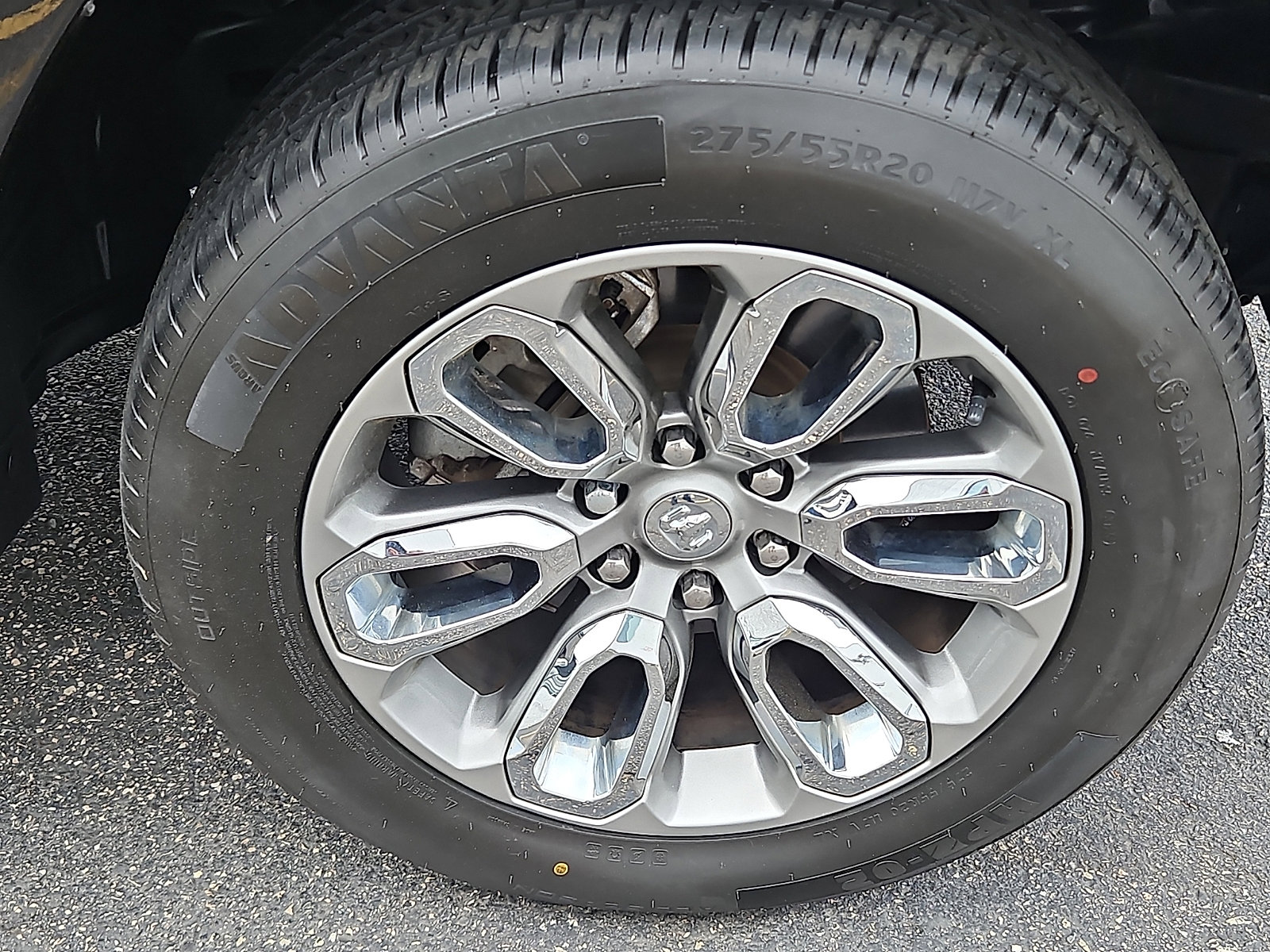 Used 2021 RAM 1500 Laramie AWD/4WD image 8