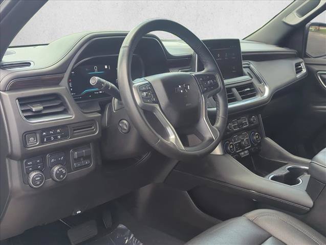 Used 2023 Chevrolet Suburban Z71 w/ Z71 Off-Road Package AWD/4WD image 8