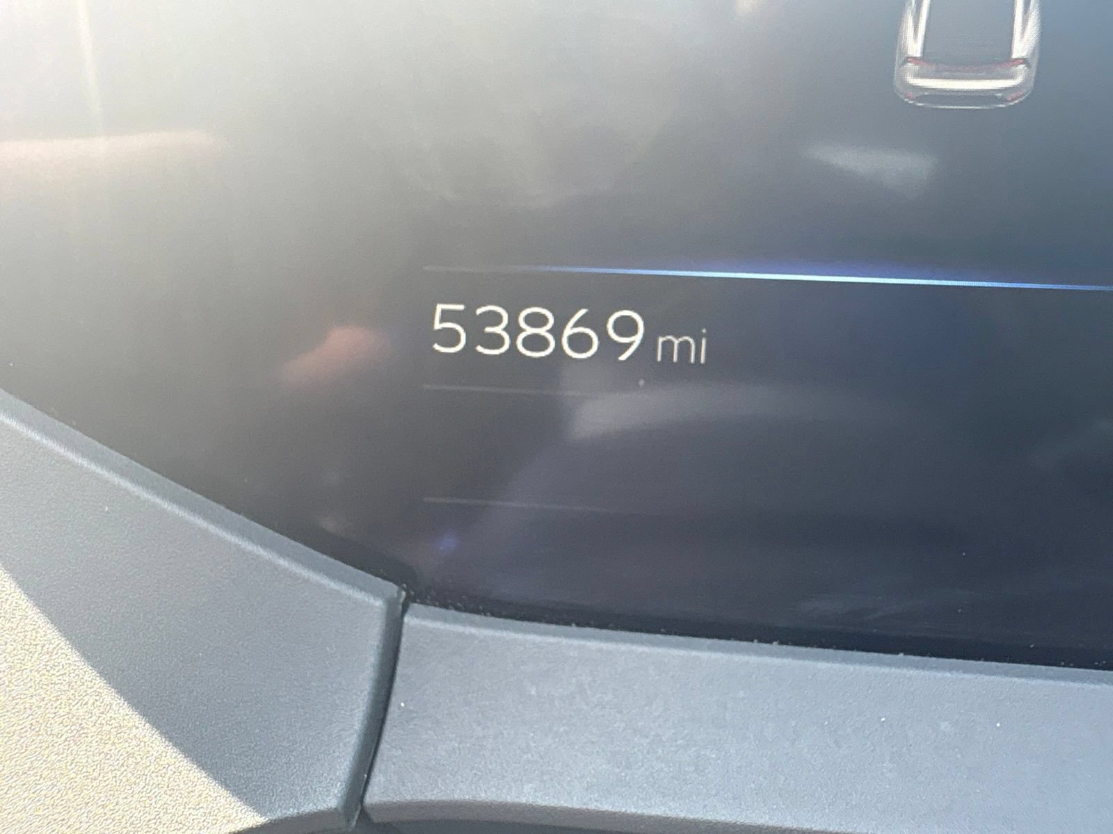 Used 2024 Toyota Prius LE FWD image 12