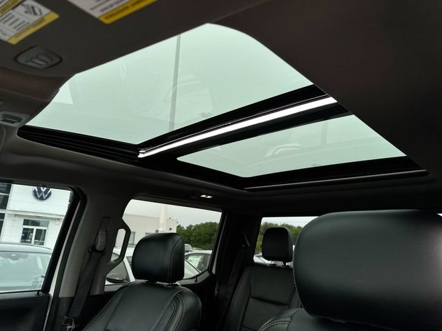 Used 2017 Ford F150 Lariat w/ Equipment Group 502A Luxury AWD/4WD image 19