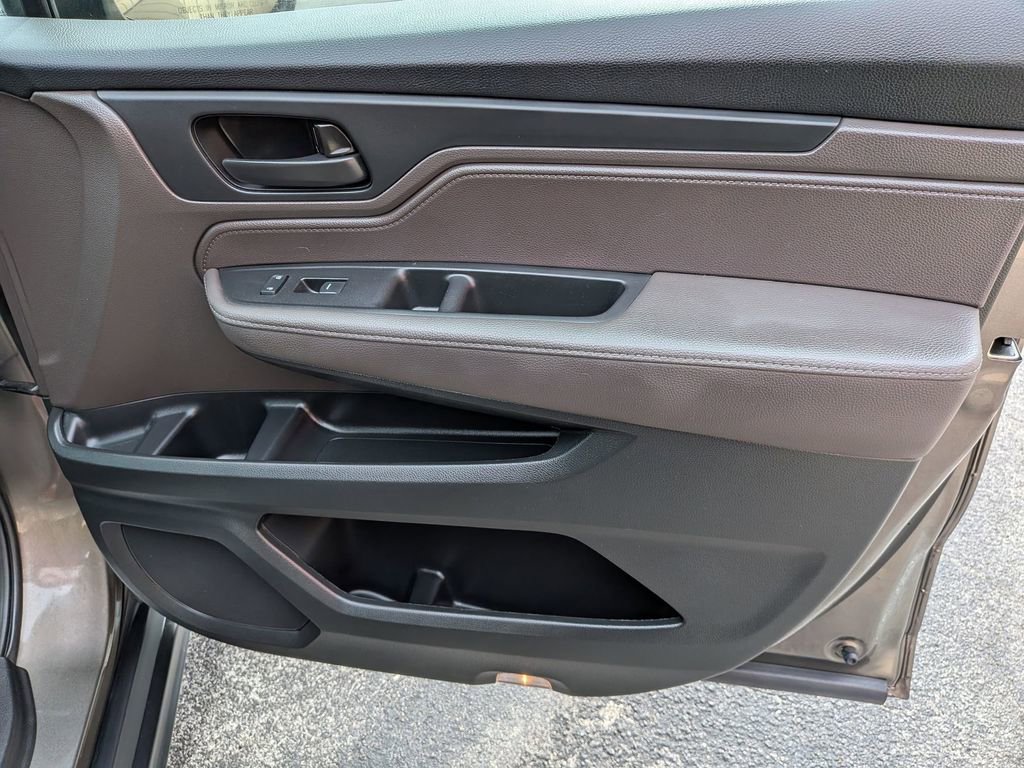 Used 2022 Honda Odyssey EX-L image 25