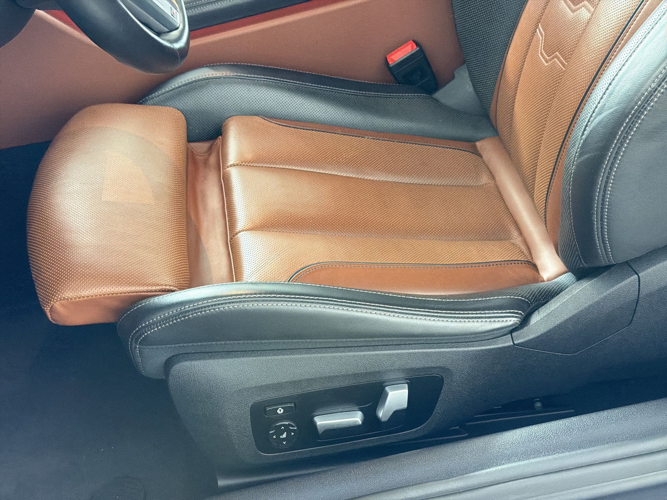 Used 2022 BMW M850i xDrive Coupe image 14