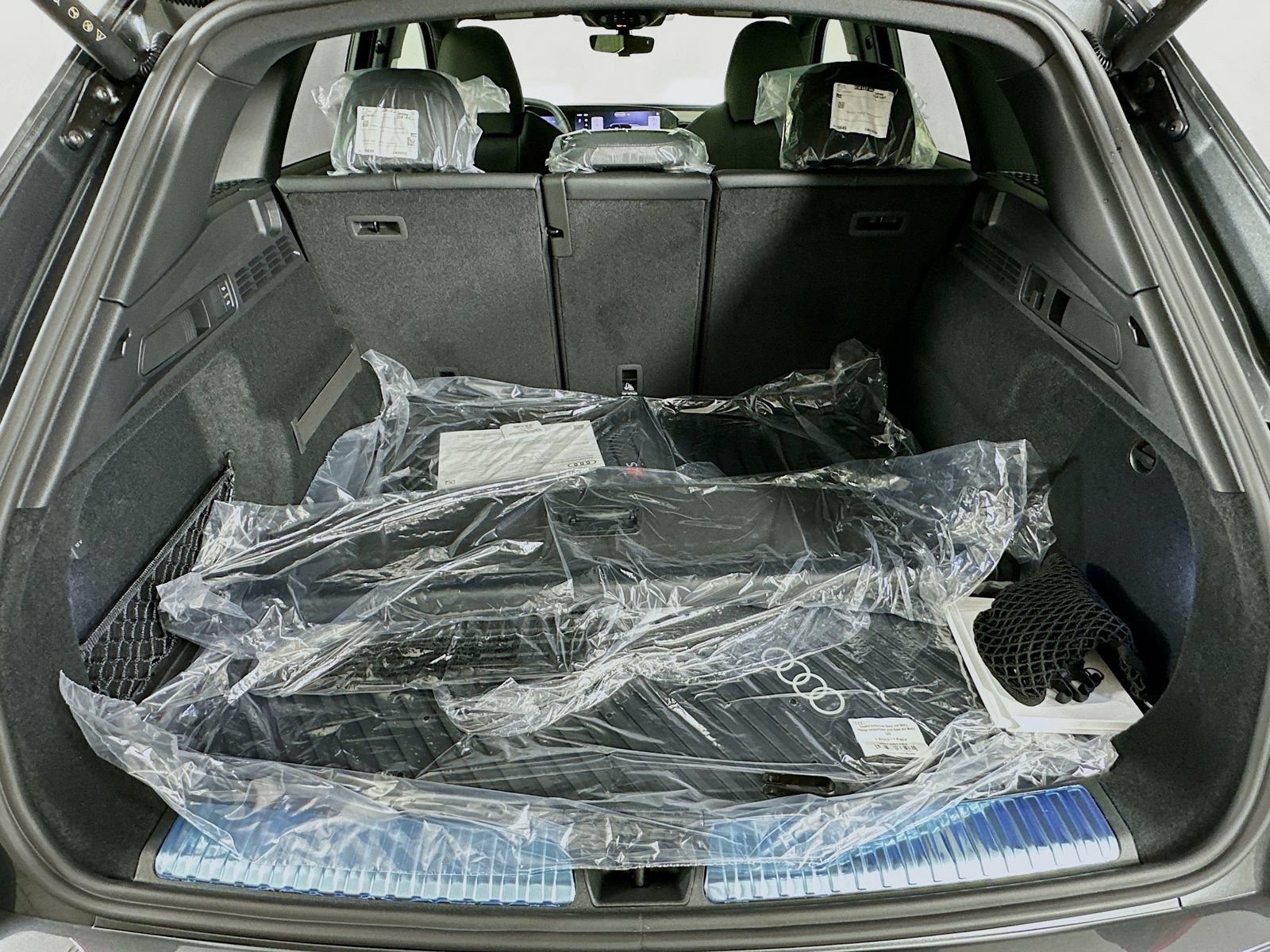 New 2026 Audi SQ5 Premium Plus AWD/4WD image 38