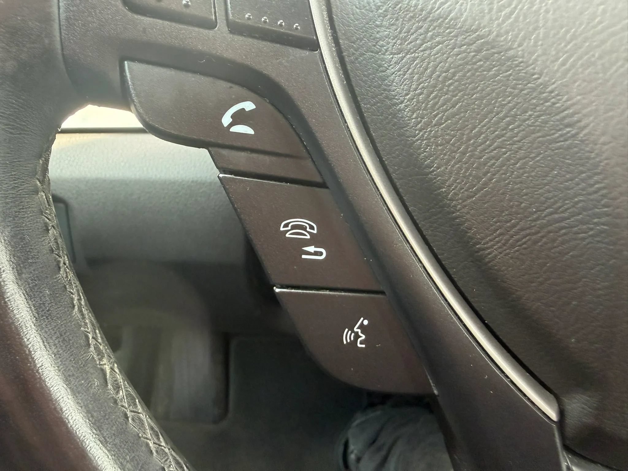 Used 2016 Acura ILX w/ Technology Plus Package FWD image 13