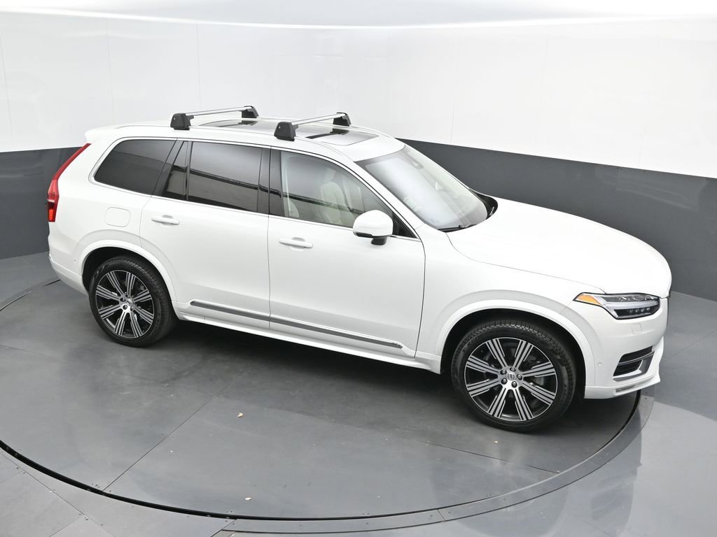 Certified 2024 Volvo XC90 B6 Ultimate w/ Lounge Package image 24