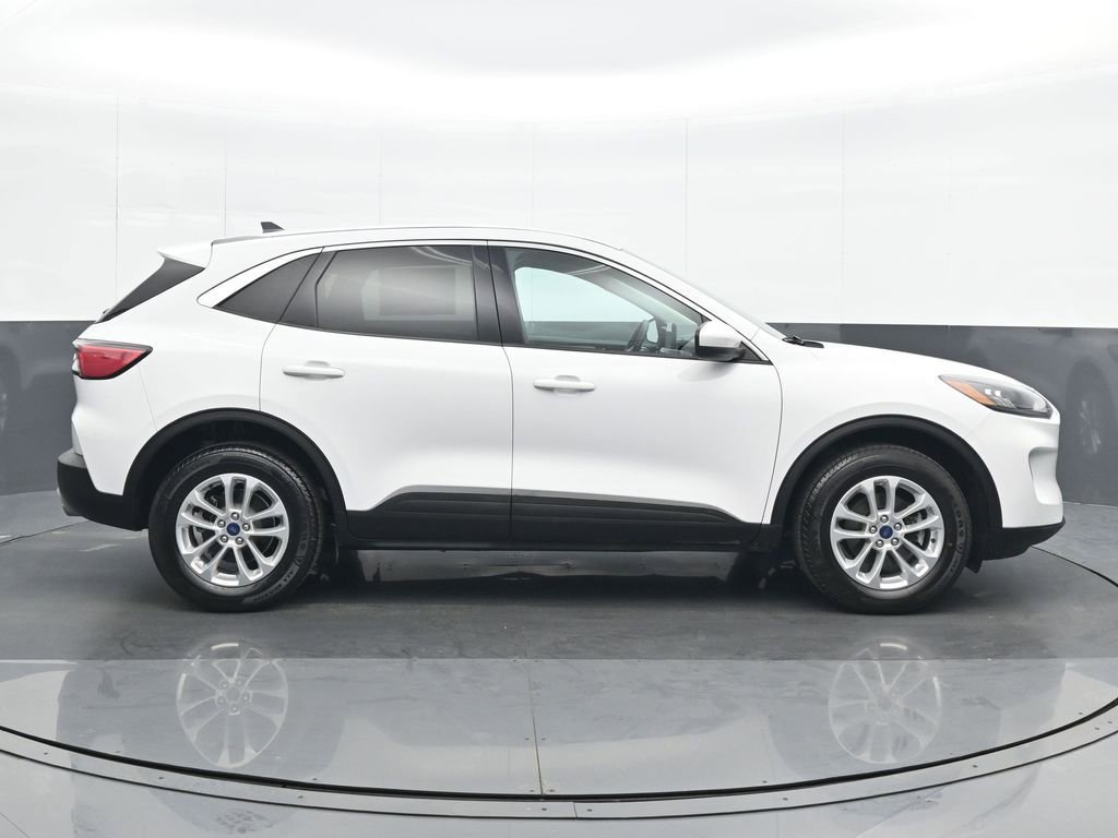 Used 2021 Ford Escape SE w/ Cold Weather Package AWD/4WD image 7