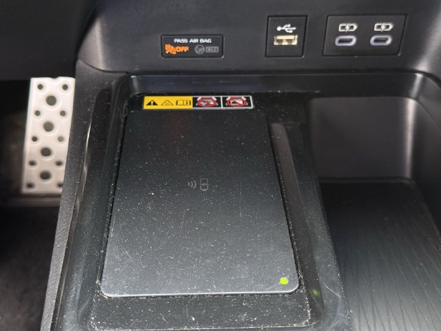 Used 2025 Toyota Camry SE FWD image 22