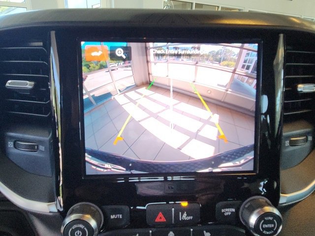 New 2026 RAM 1500 4x4 Crew Cab image 58