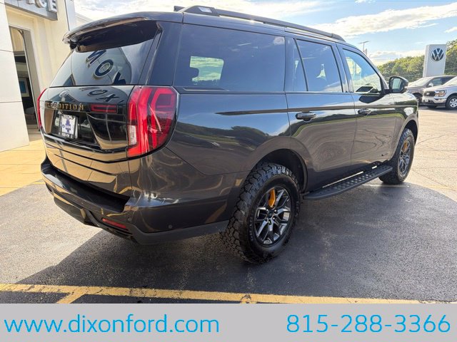 Used 2025 Ford Expedition Tremor AWD/4WD image 9
