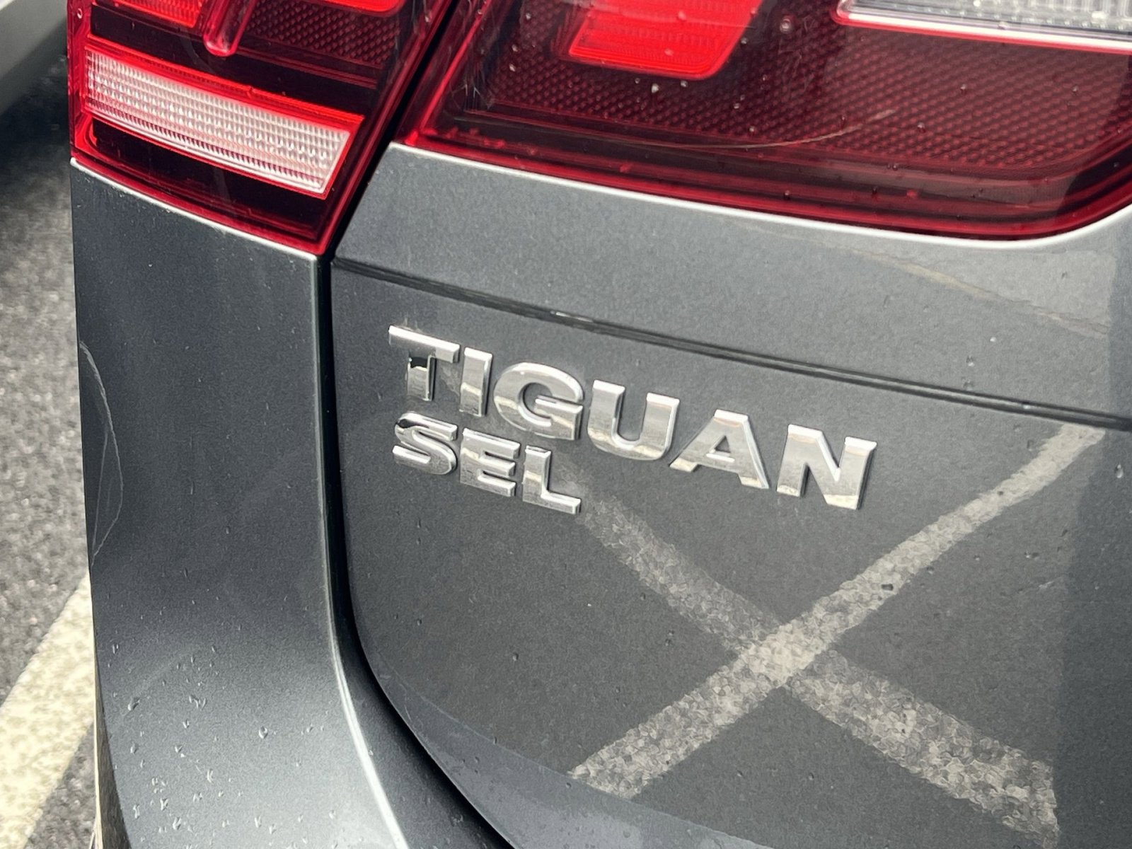 Used 2021 Volkswagen Tiguan SEL image 22