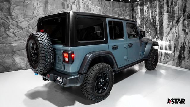 Used 2024 Jeep Wrangler Unlimited image 21