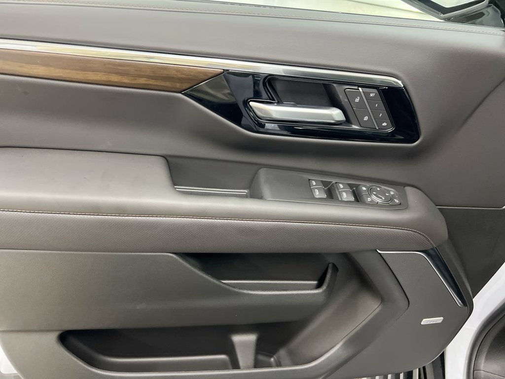 New 2027 Chevrolet Tahoe High Country AWD/4WD image 22
