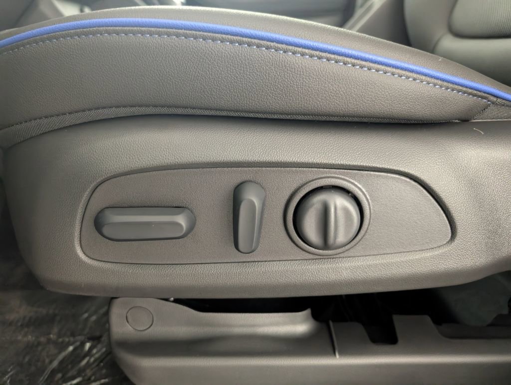 New 2026 Buick Encore GX Sport Touring w/ Advanced Technology Package image 17