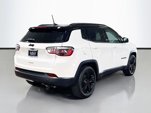 Used 2019 Jeep Compass Latitude FWD image 7