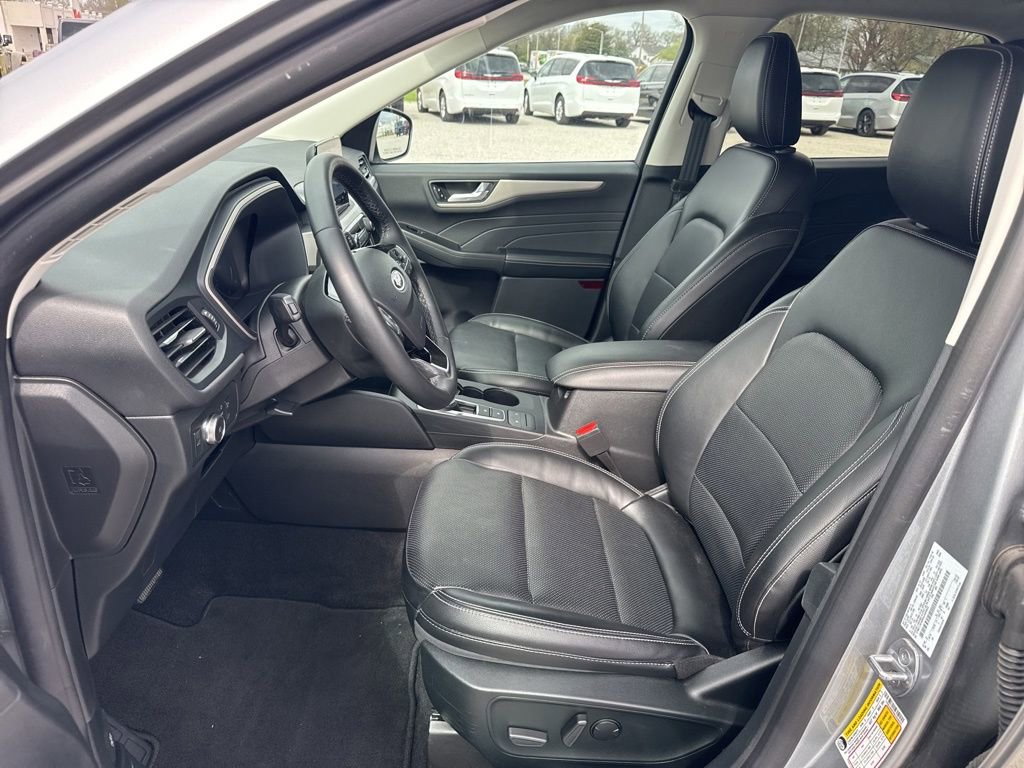 Used 2022 Ford Escape SEL w/ Technology Package image 20