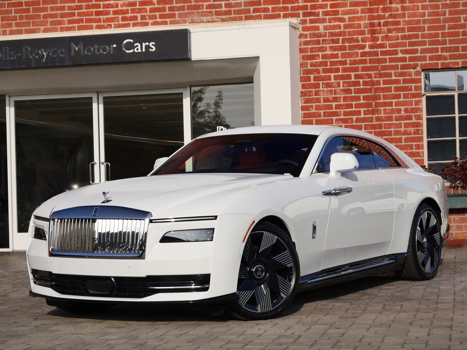 Certified 2024 Rolls-Royce Spectre image 1