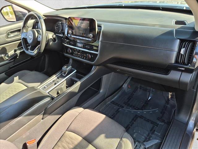 Used 2023 Nissan Pathfinder SV FWD image 23