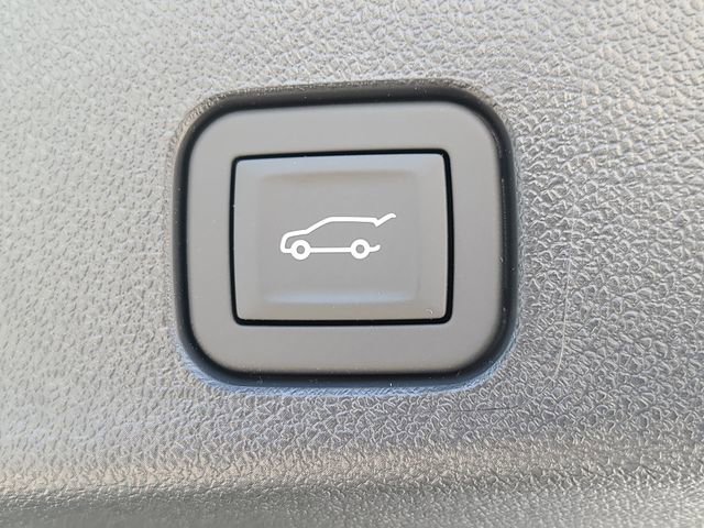 New 2026 Chevrolet Traverse LT image 7