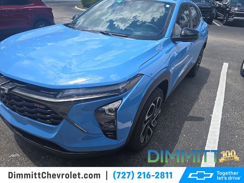 Used 2024 Chevrolet Trax RS w/ Driver Confidence Package FWD image 1