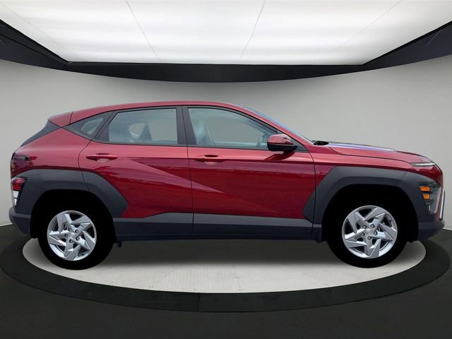 New 2026 Hyundai Kona SE image 9