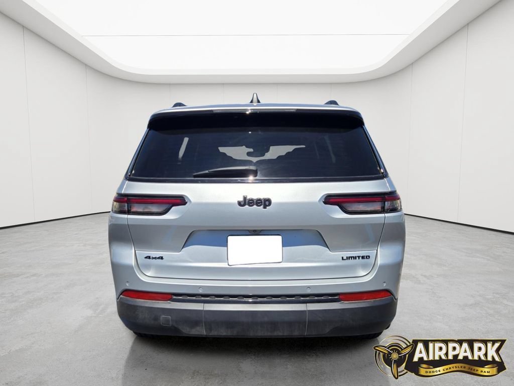 New 2025 Jeep Grand Cherokee L Limited w/ Black Appearance Package AWD/4WD image 5