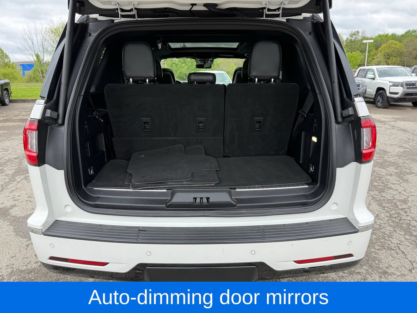 Used 2020 Lincoln Navigator Reserve w/ Luxury Package AWD/4WD image 40