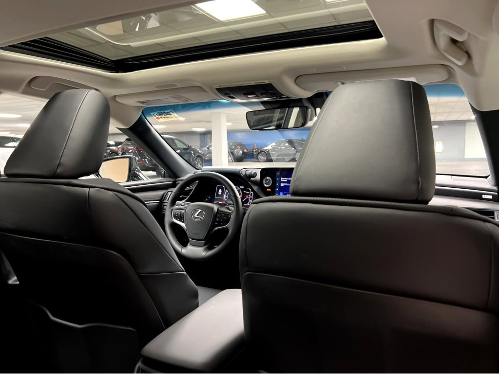 New 2025 Lexus ES 350 w/ Premium Package image 22