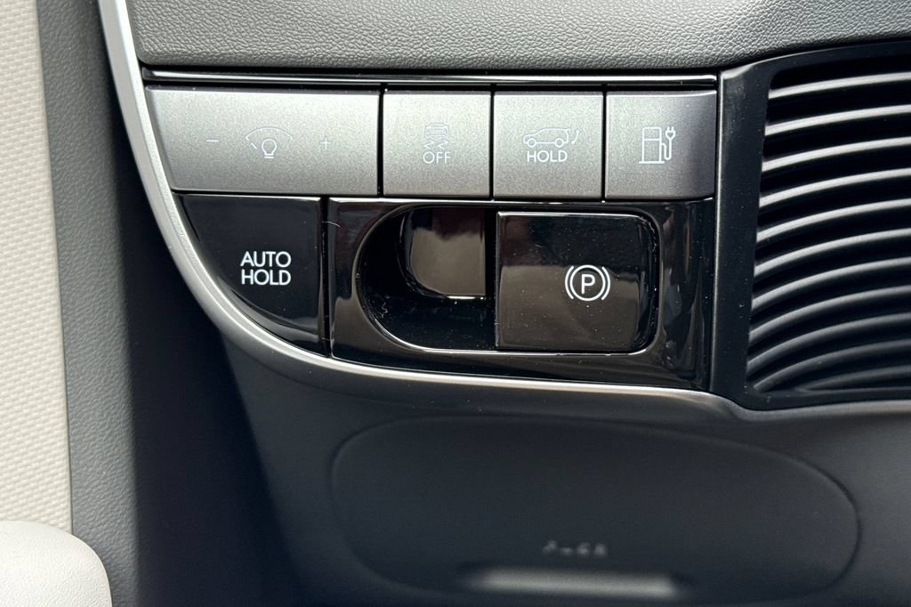 New 2026 Hyundai Ioniq 5 SEL RWD image 32