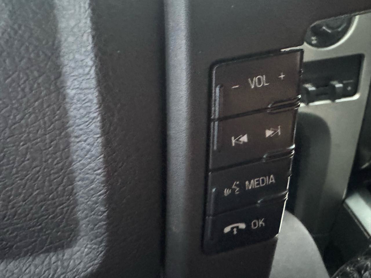 Used 2013 Ford F150 FX4 w/ Mid Equipment Group AWD/4WD image 17
