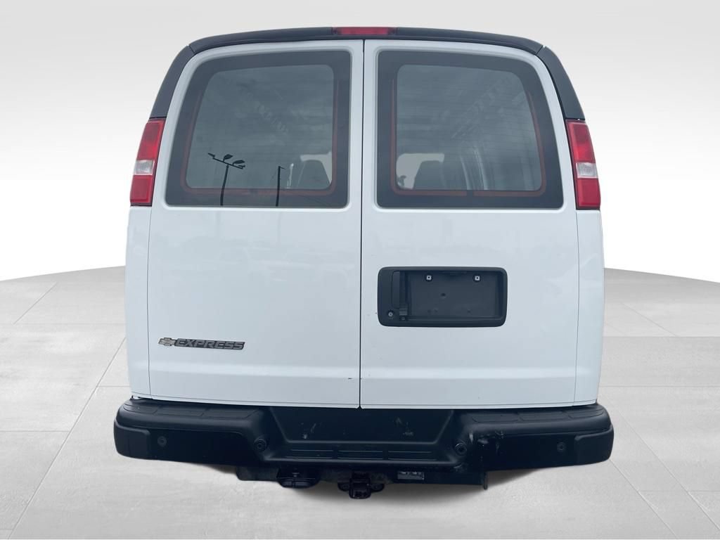 Used 2021 Chevrolet Express 2500 w/ Driver Convenience Package RWD image 12