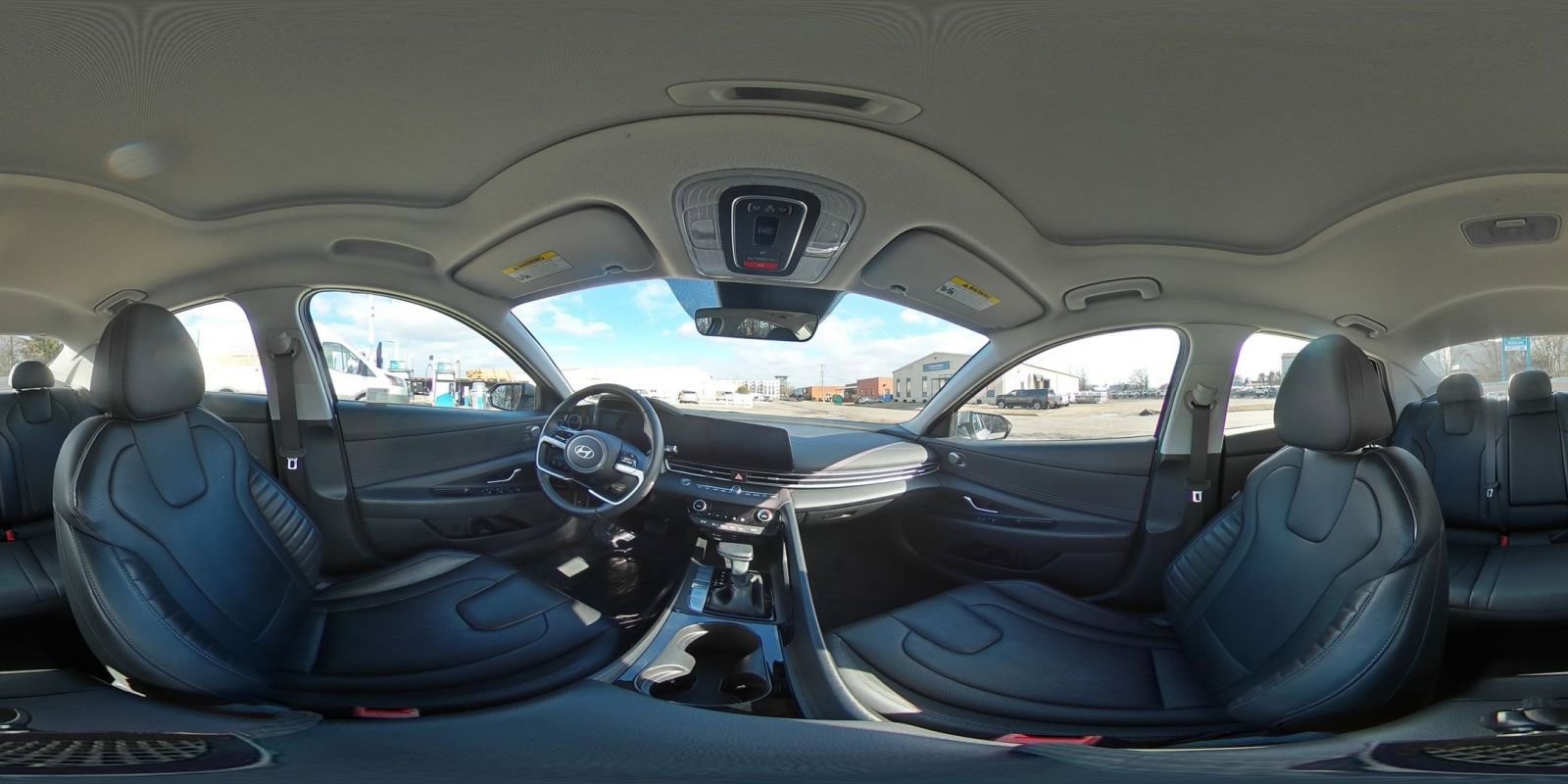 Used 2025 Hyundai Elantra Limited image 44