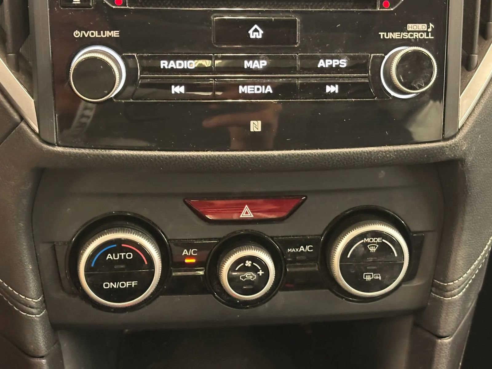 Used 2017 Subaru Impreza 2.0i Limited image 40