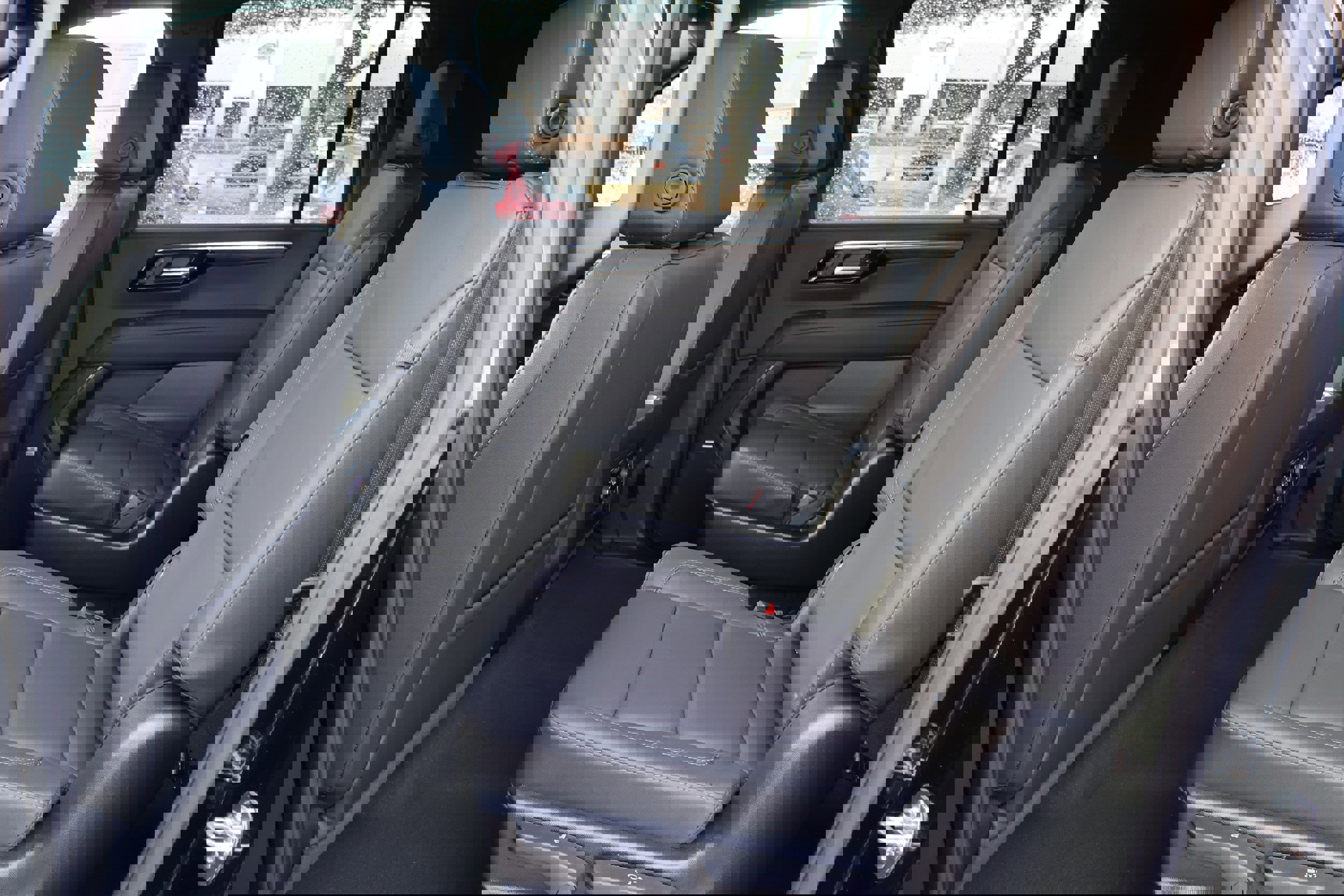 New 2026 Chevrolet Suburban LT w/ Comfort Package image 8