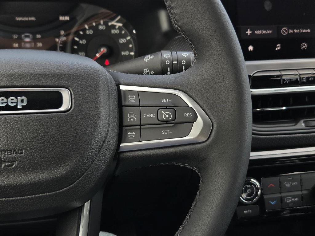 New 2027 Jeep Compass Latitude AWD/4WD image 19