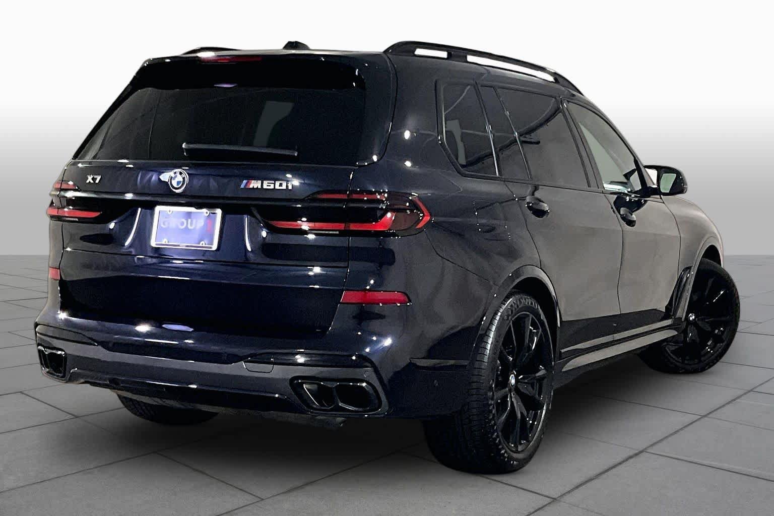 Certified 2025 BMW X7 M60i AWD/4WD image 12