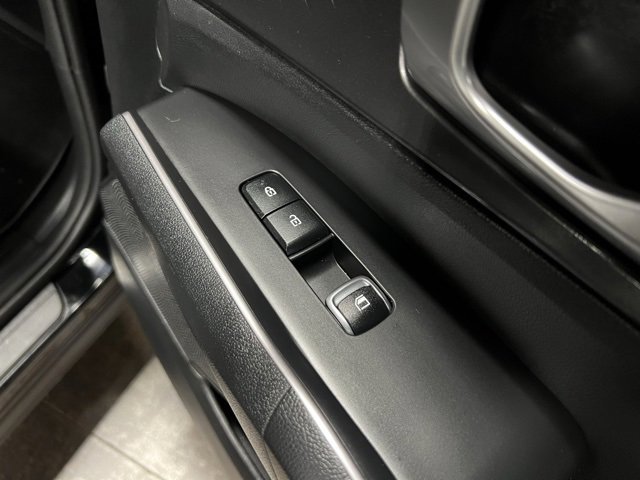 Used 2022 Kia Sorento S image 30