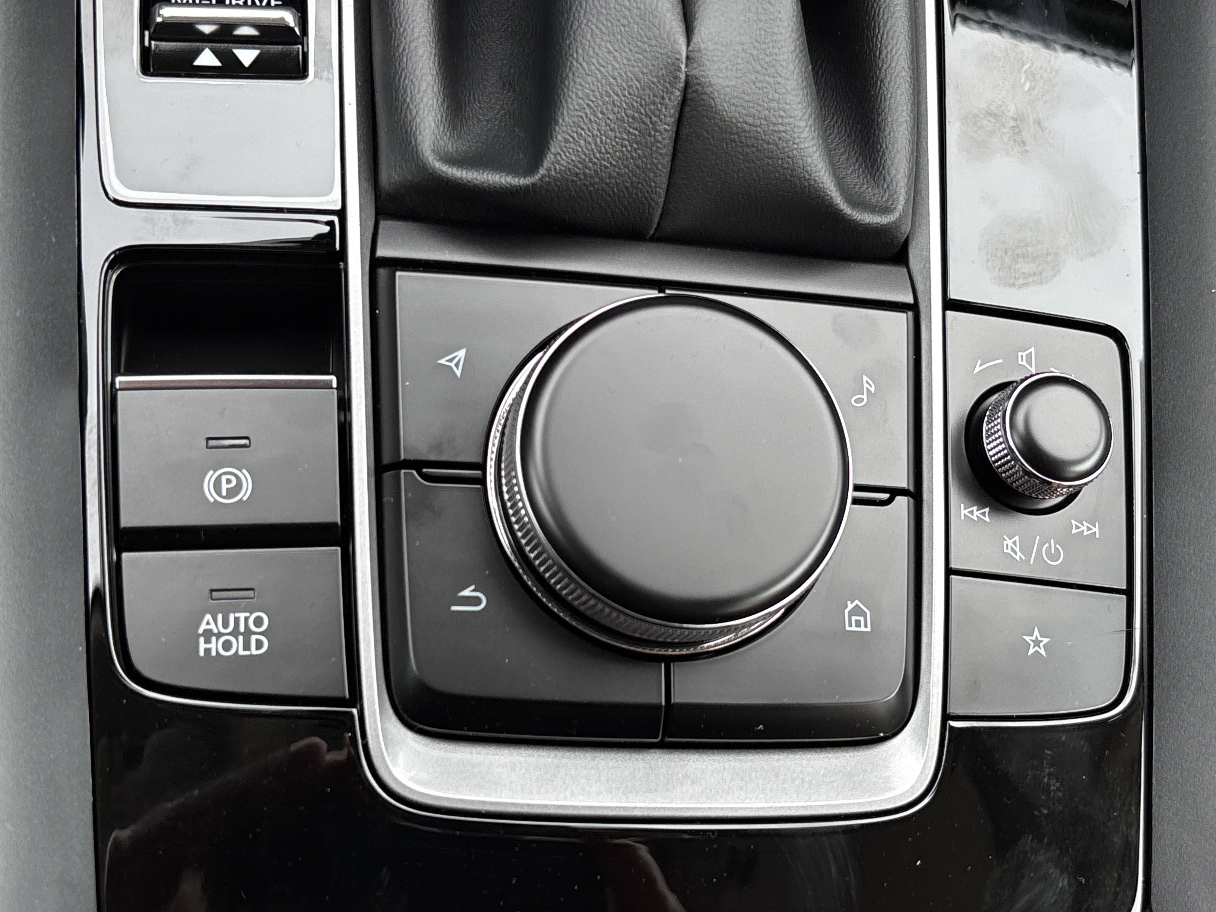 New 2026 MAZDA CX-50 AWD 2.5 S w/ Weather Package image 40