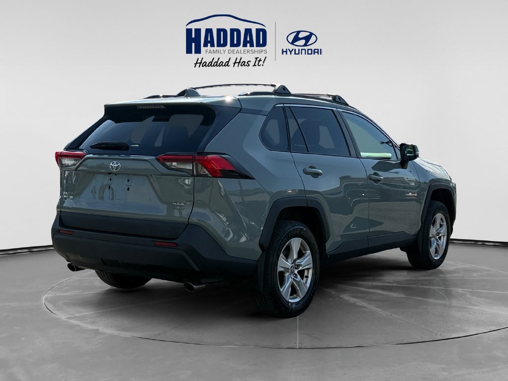 Used 2021 Toyota RAV4 XLE w/ Convenience Package AWD/4WD image 5