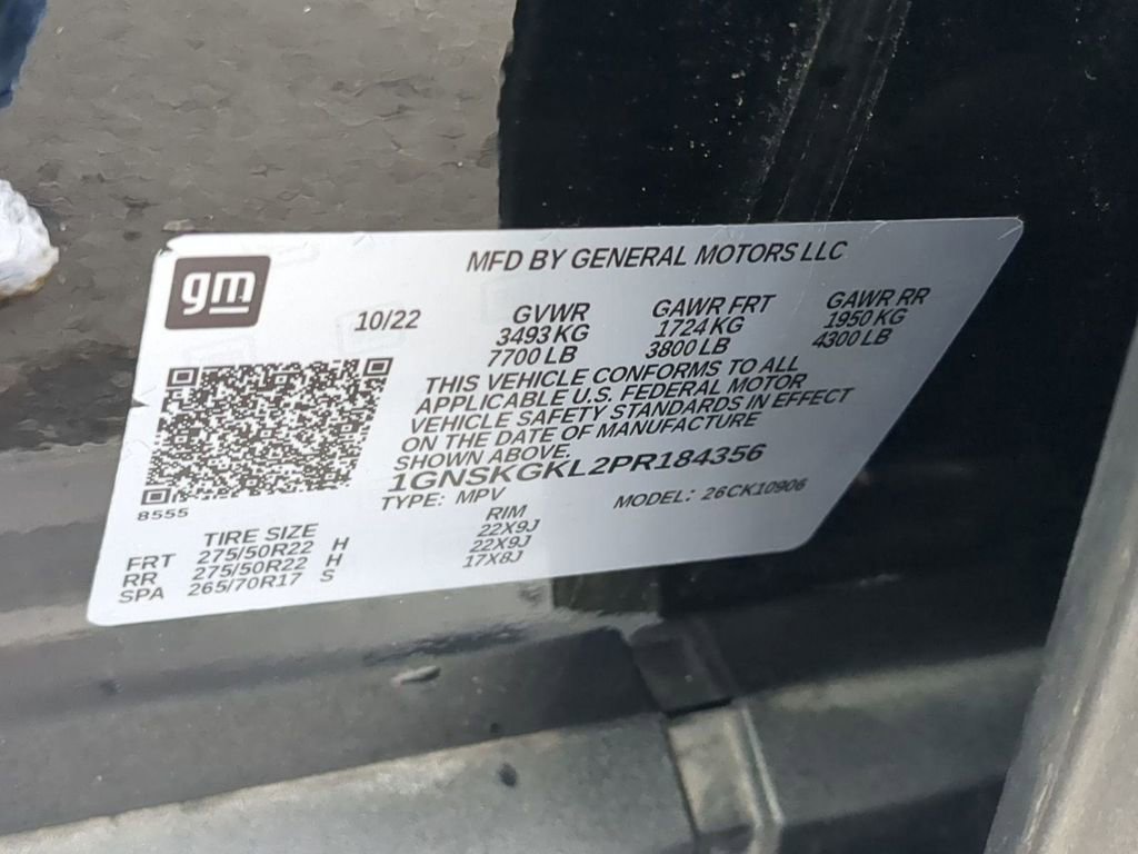 Used 2023 Chevrolet Suburban High Country AWD/4WD image 32