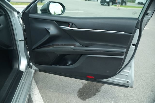 Used 2023 Toyota Camry SE FWD image 21
