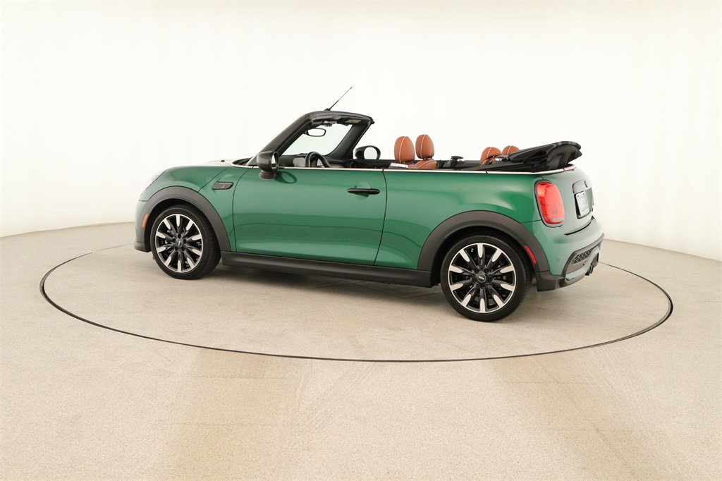 Used 2024 MINI Cooper S w/ Signature Upholstery Package image 3